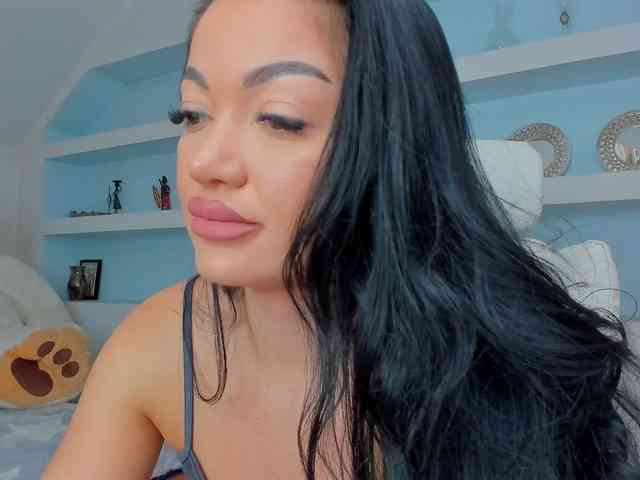 JuicyJulie webcam
