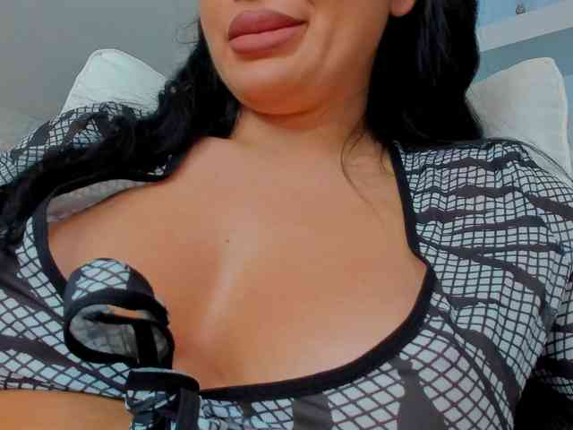 JuicyJulie webcam