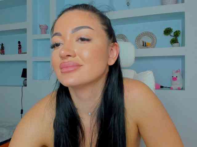 JuicyJulie webcam