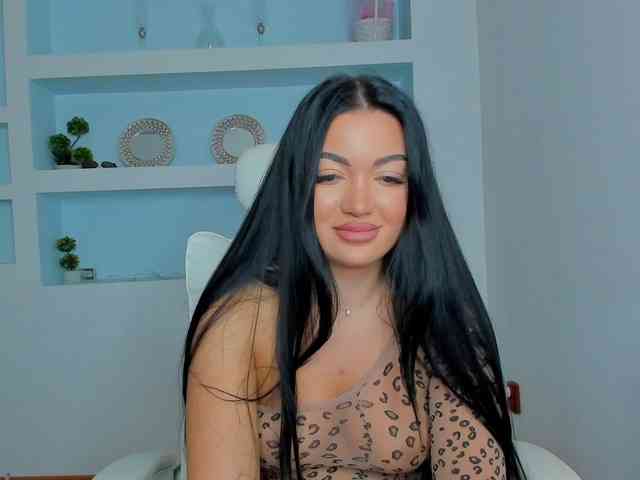 JuicyJulie webcam
