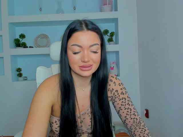 JuicyJulie webcam
