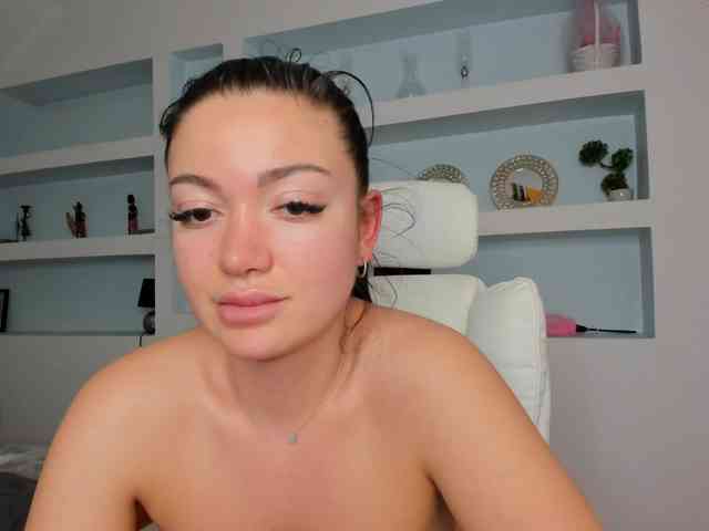 JuicyJulie webcam