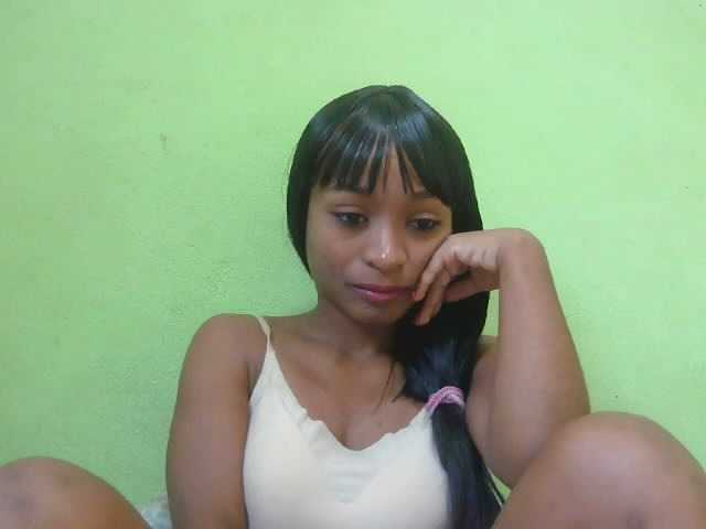 Chou1, une amatrice française avec qui discuter et avoir du sexe