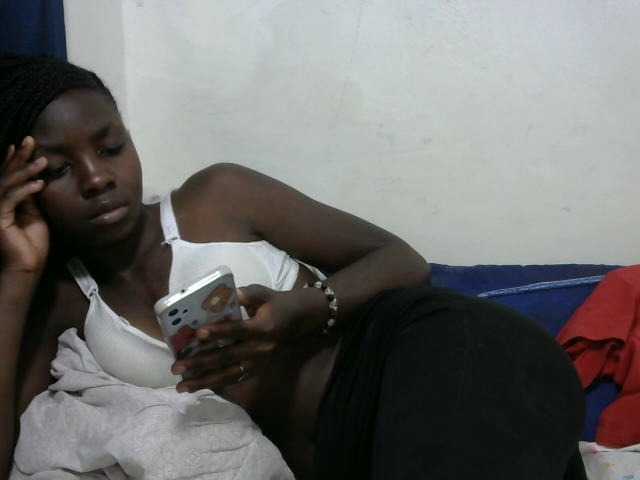  Shaz33 chat room