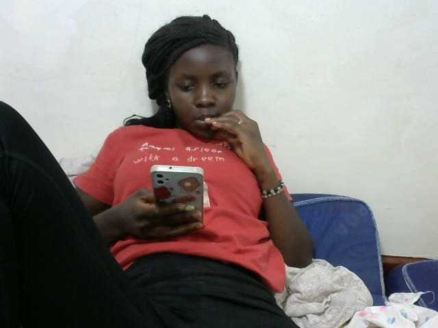  Shaz33 chat room