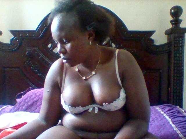 petitehotty webcam
