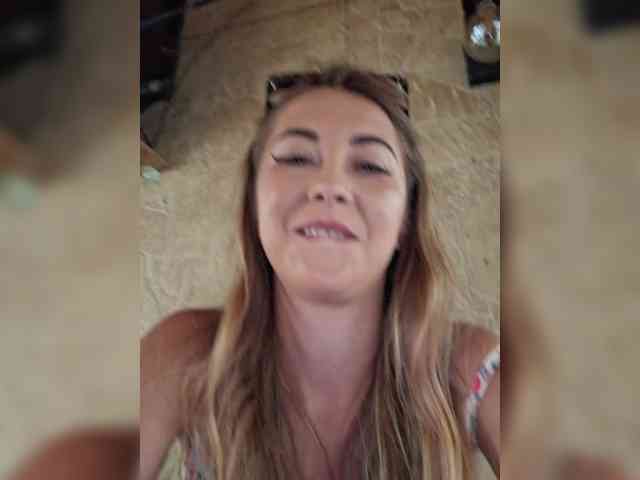Riskygirl webcam