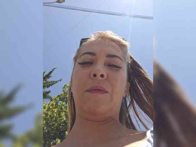 Riskygirl webcam