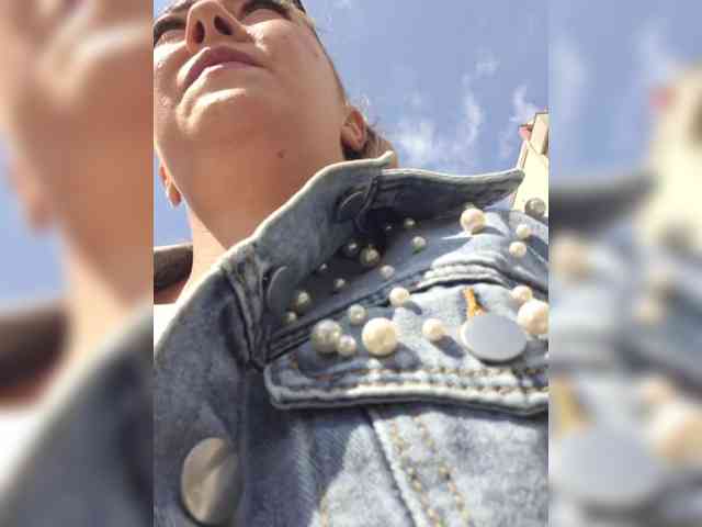 Riskygirl webcam