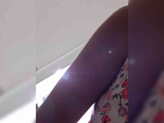 Riskygirl webcam