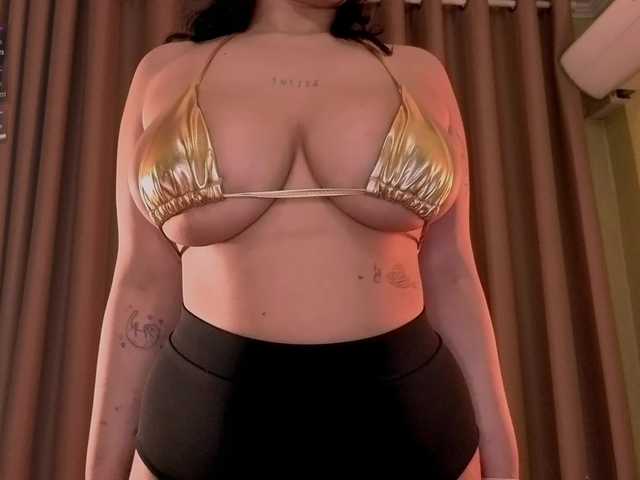 honeybrownie from BongaCams