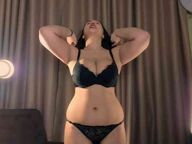 honeybrownie Live Webcam on BongaCams