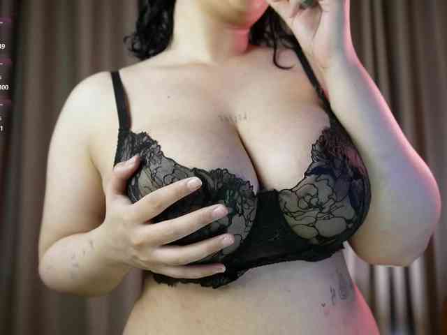 free video chatting Honeybrownie