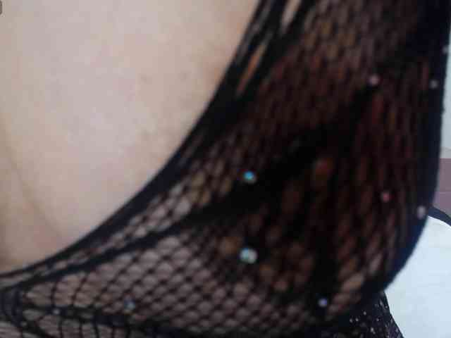 LexaskyZafiro webcam