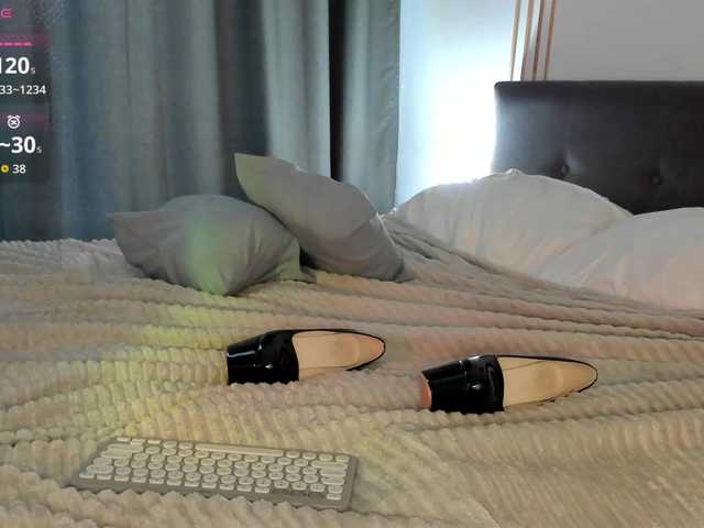 Luckydicewow's BongaCams show and profile