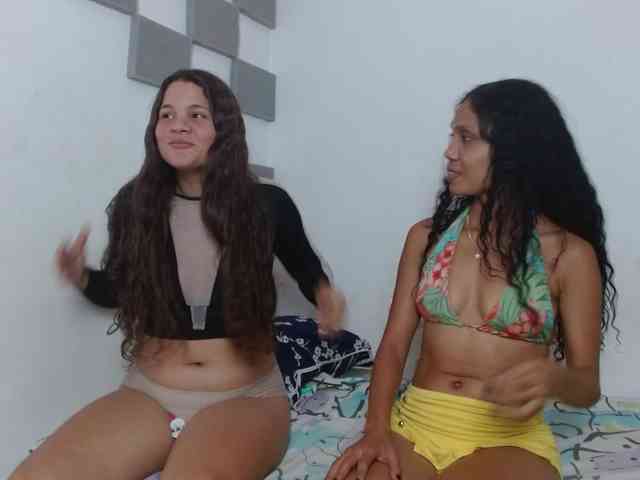 latincouple777 webcam
