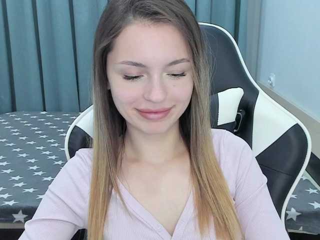 EmilySkout-видео