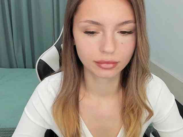 xxx video chat EmilySkout