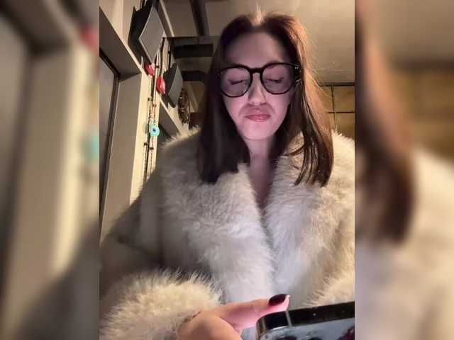 -Your-Michelle-'s BongaCams show and profile