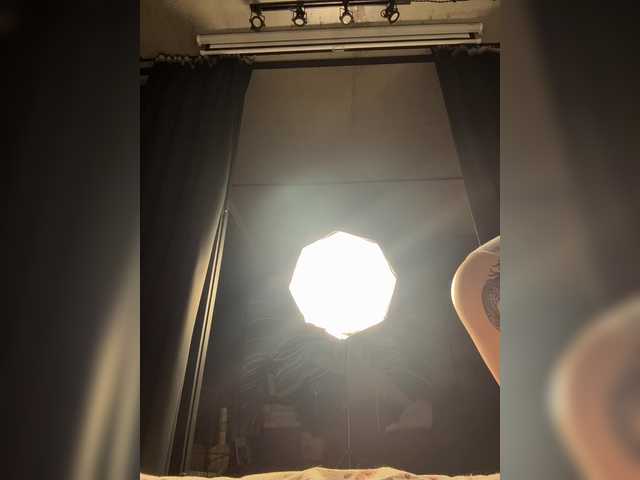 -Your-Michelle-'s BongaCams show and profile