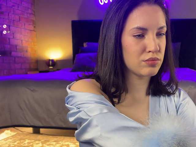 -Your-Michelle-'s BongaCams show and profile