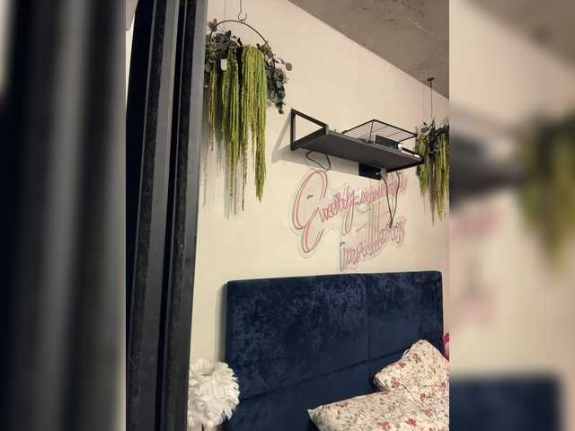 -Your-Michelle-'s BongaCams profile