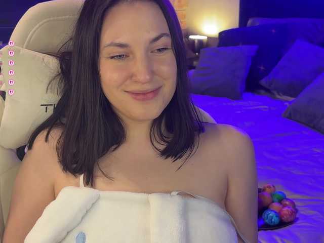 -Your-Michelle-'s BongaCams show and profile