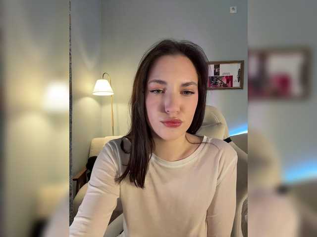 Naked -Your-Michelle- wants you to fuck her body now -Your-Michelle- from BongaCams