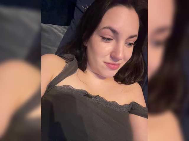 -Your-Michelle-'s BongaCams show and profile