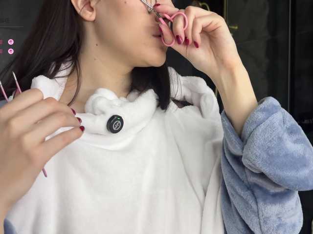 -Your-Michelle-'s BongaCams show and profile