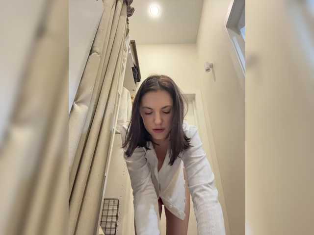 -Your-Michelle-'s BongaCams show and profile