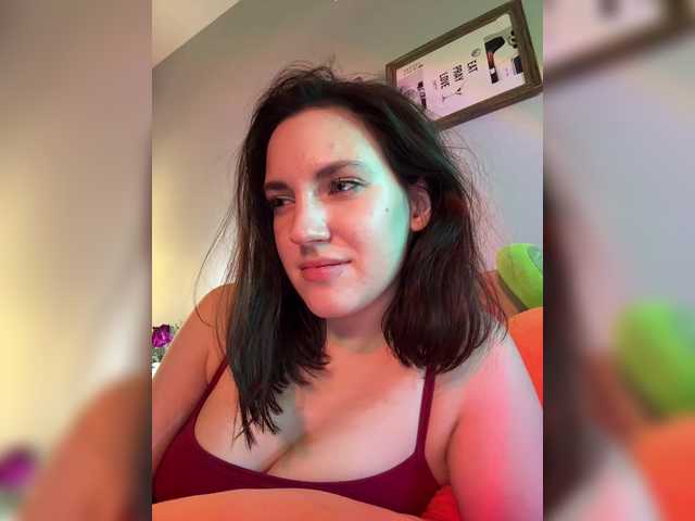 Sex chat gratuit in direct cu -Your-Michelle- pe BongaCams