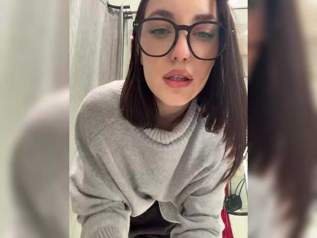 Naked -Your-Michelle- wants you to fuck her body now -Your-Michelle- from BongaCams