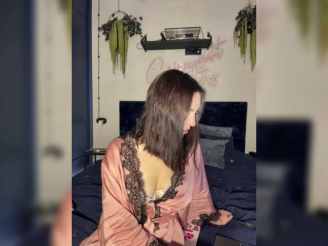 -Your-Michelle-'s BongaCams show and profile