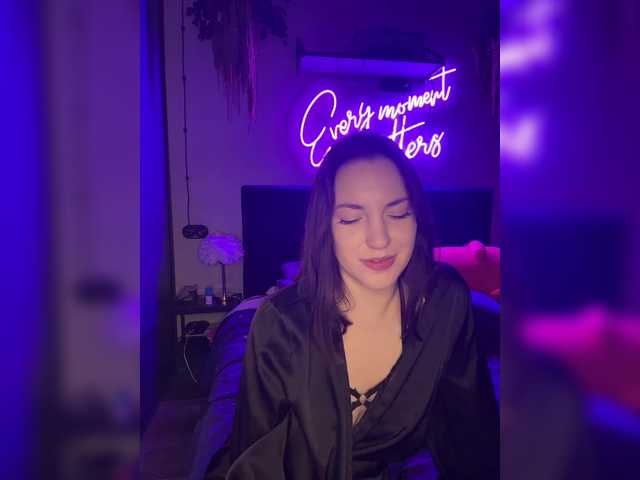 -Your-Michelle-'s BongaCams show and profile