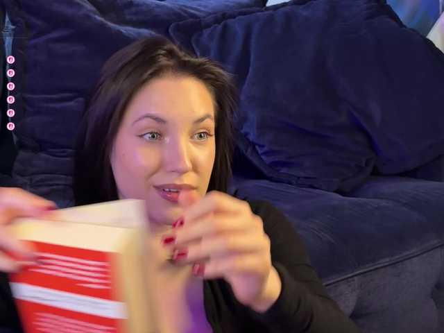 -Your-Michelle-'s BongaCams show and profile