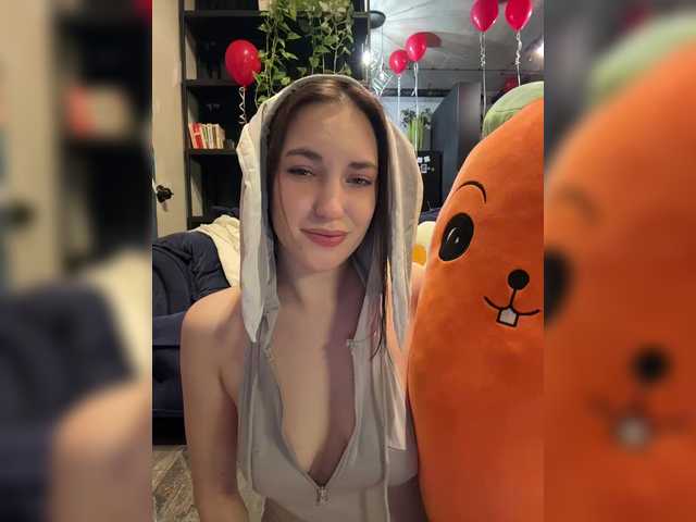 -Your-Michelle-'s BongaCams show and profile