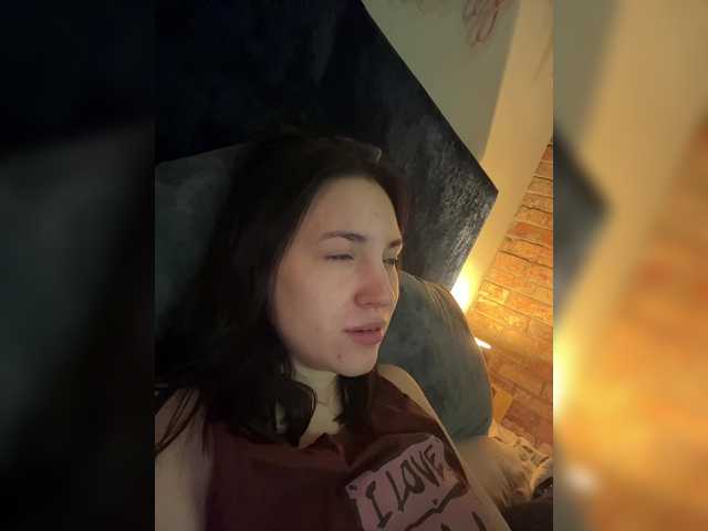 -Your-Michelle-'s BongaCams show and profile