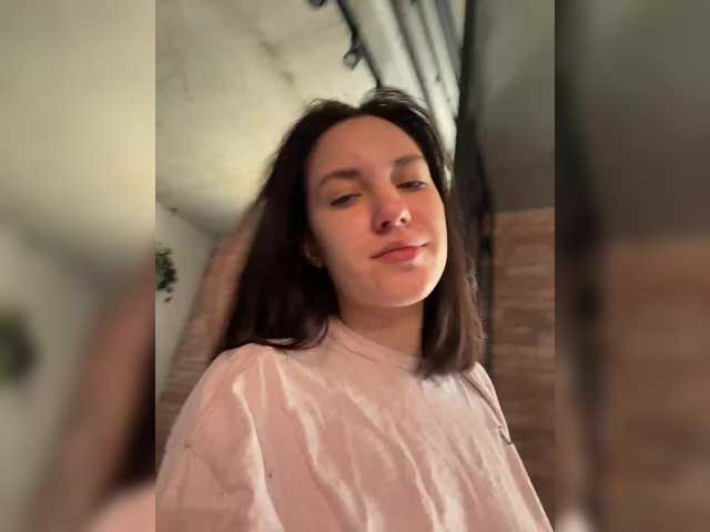 -Your-Michelle-'s BongaCams show and profile