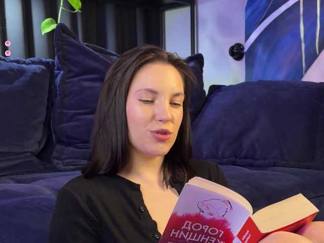 -Your-Michelle-'s BongaCams show and profile