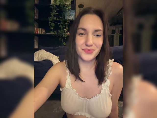 -Your-Michelle-'s BongaCams show and profile