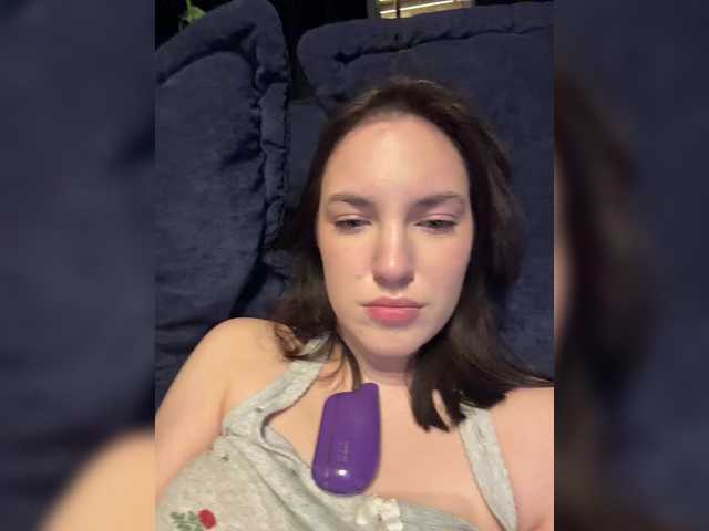 -Your-Michelle-'s BongaCams show and profile