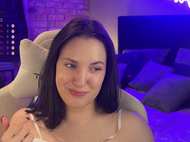 -Your-Michelle-'s BongaCams show and profile