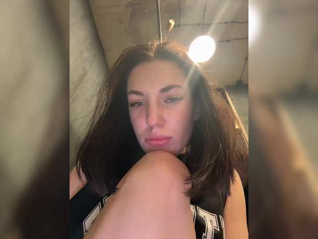 -Your-Michelle-'s BongaCams show and profile