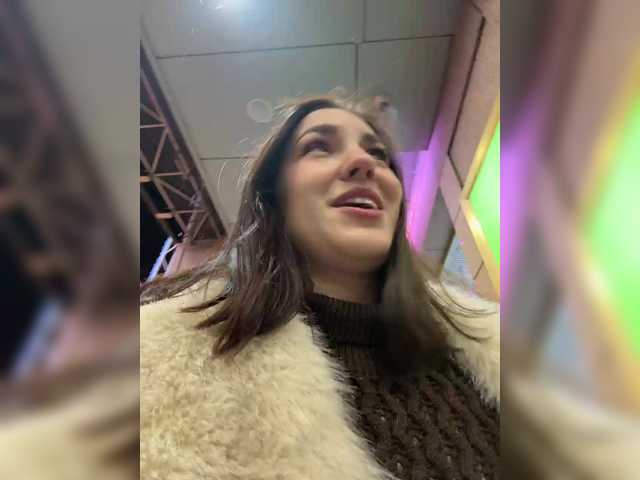 -Your-Michelle-'s BongaCams show and profile