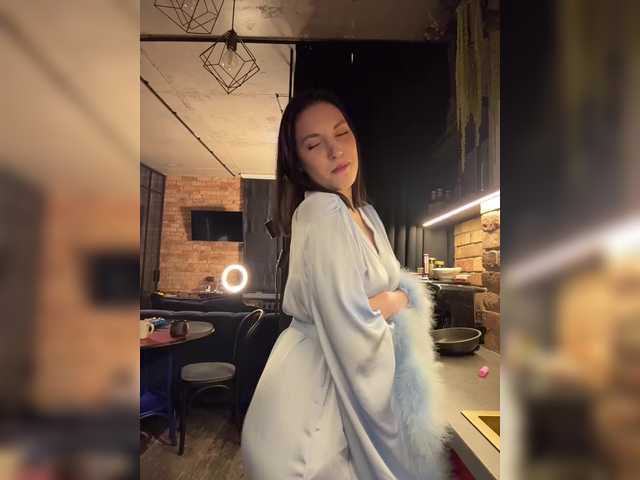 -Your-Michelle-'s BongaCams profile