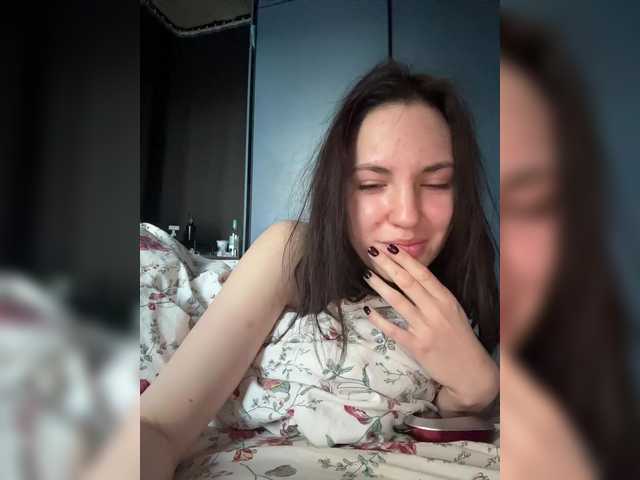 -Your-Michelle-'s BongaCams show and profile