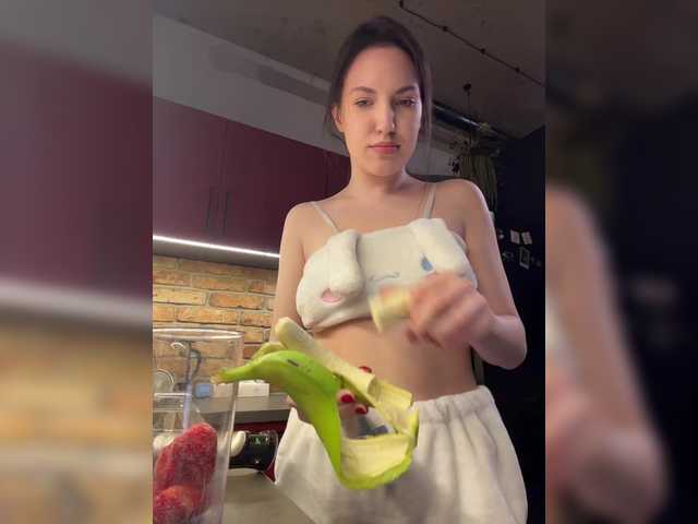 -Your-Michelle-'s BongaCams show and profile