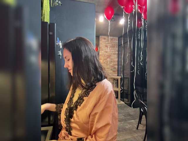 -Your-Michelle-'s BongaCams show and profile