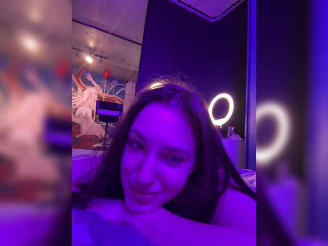 -Your-Michelle-'s BongaCams show and profile